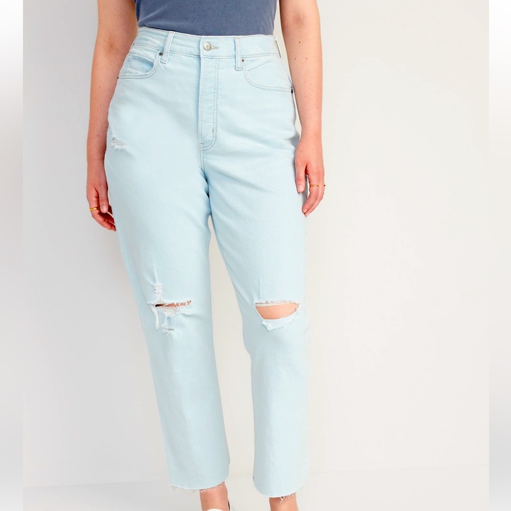 Extra High-Waisted Button-Fly Sky-Hi Straight Ripped Cut-Off Jeans